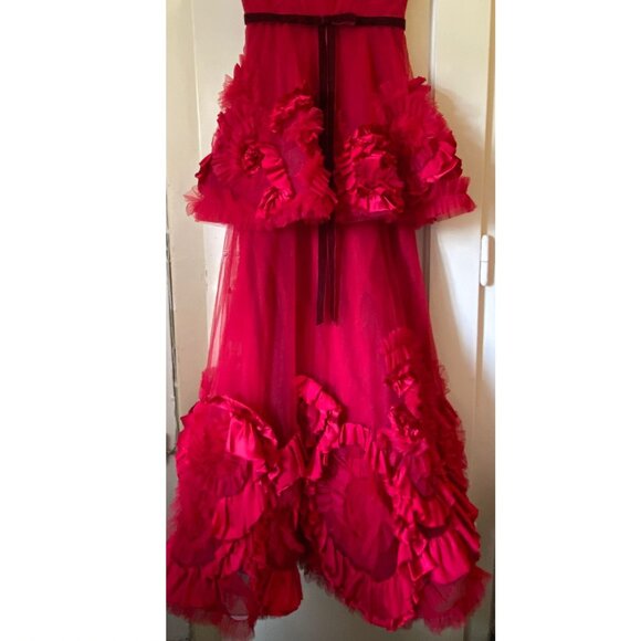 red marchesa two tier evening gown dress sydney sweeney 2019 - Picture 8 of 10